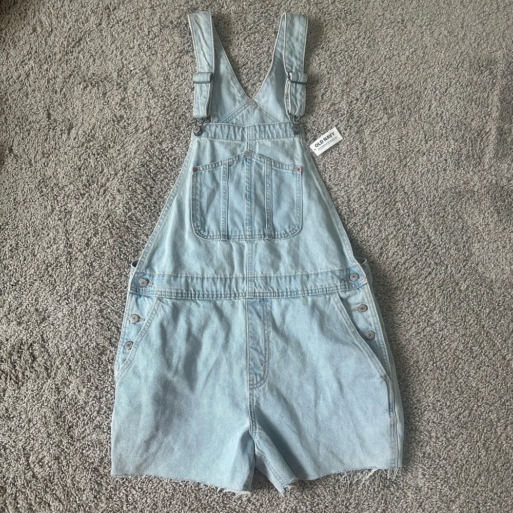 NWT Old Navy Denim Overalls Shorts L Light Wash Frayed Hem Carpenter Bib Y2K